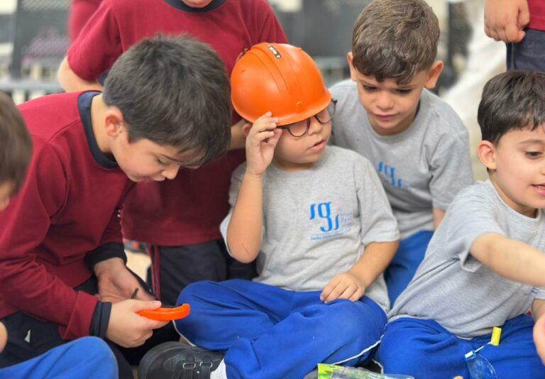 Grade 3 Students Visit Saida Generations School